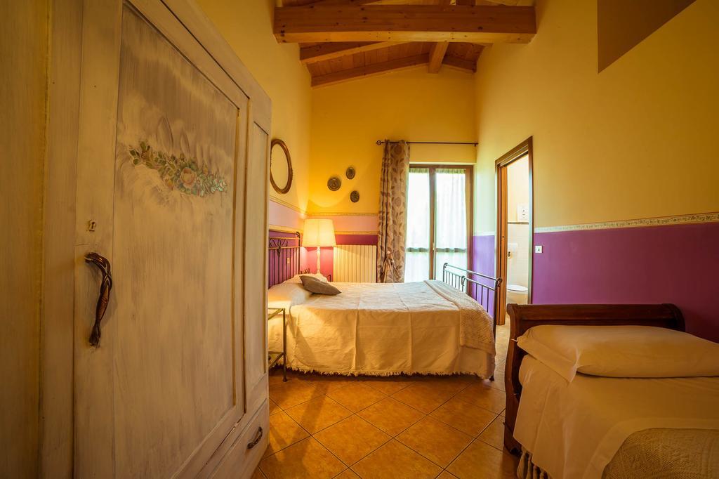 Villa Le Mistral Sommacampagna Habitación foto